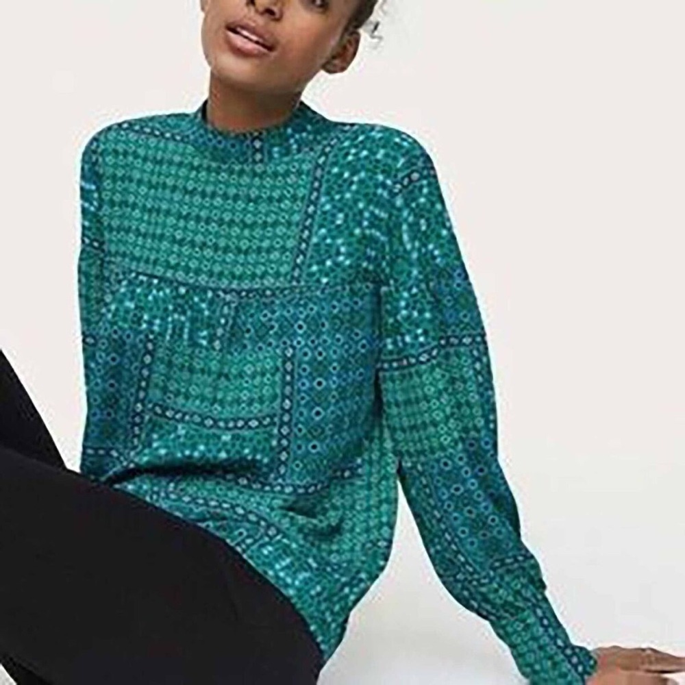 Ann Taylor Loft Women's Kelly Green Blue Geo Bandana Print High Neck Blouse Top